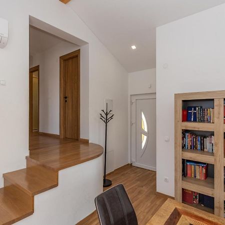 D&D Apartmani Biograd Na Moru Εξωτερικό φωτογραφία